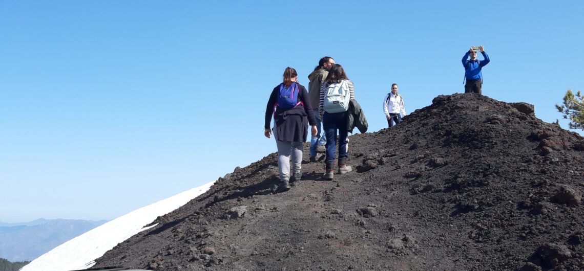 Escursioni Etna in fuoristrada +39 3207818434